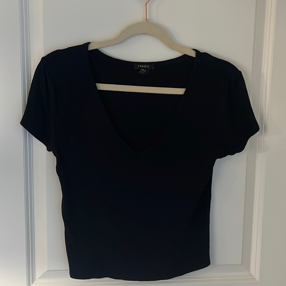 Forever 21 t-shirt
